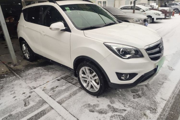 Used CHANGAN CS35 2017 1.6L Manual Luxury Model Exterior 3