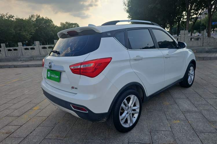 Used CHANGAN CS35 2017 1.6L Automatic Luxury Model Exterior 3