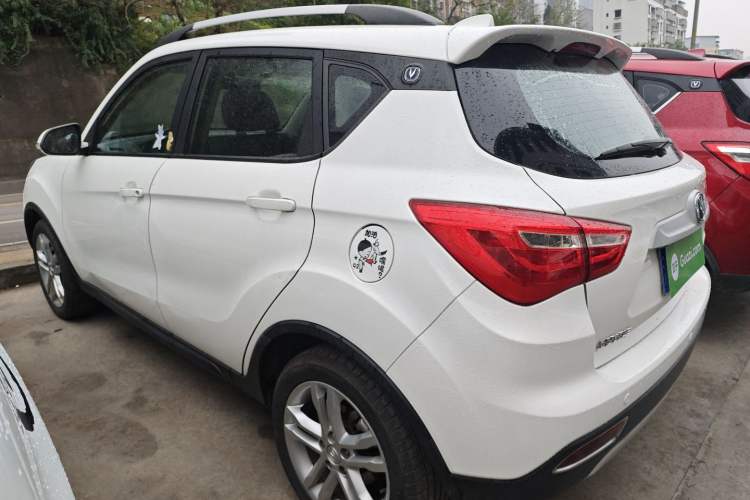 Used CHANGAN CS35 2017 1.6L Manual Luxury Model Exterior 3