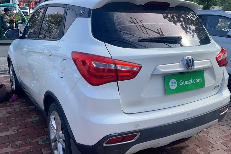 Used CHANGAN CS35 2017 1.6L Manual Luxury Model Exterior 4