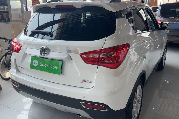 Used CHANGAN CS35 2017 1.6L Manual Luxury Model Exterior 4
