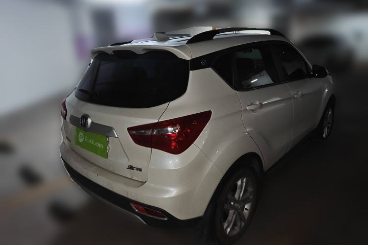 Used CHANGAN CS35 2017 1.6L Automatic Luxury Model Exterior 5