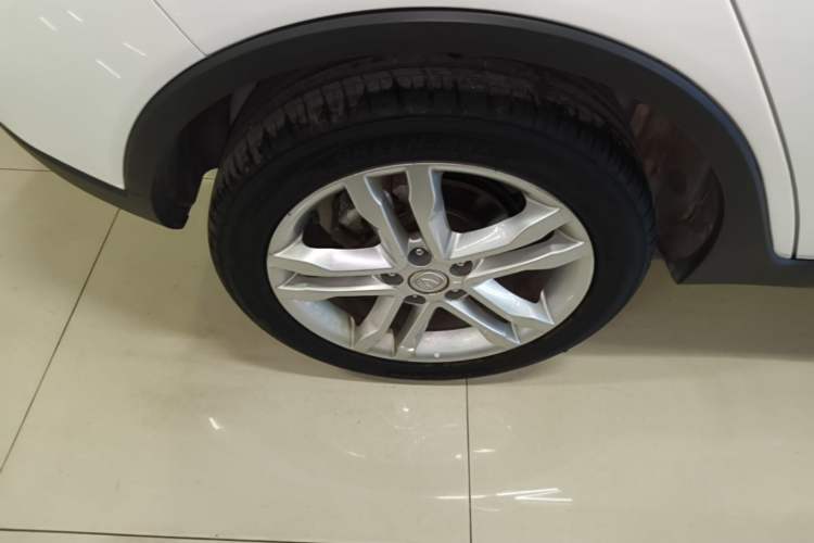 Used CHANGAN CS35 2017 1.6L Automatic Luxury Model Exterior 5