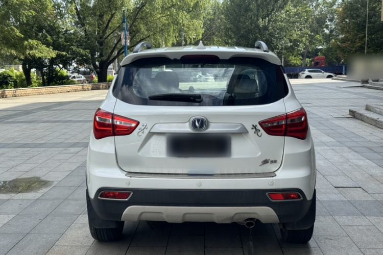 Used CHANGAN CS35 2017 1.6L Manual Luxury Model Exterior 5