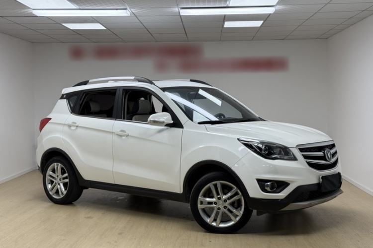 Used CHANGAN CS35 2017 1.6L Automatic Luxury Model Exterior 5