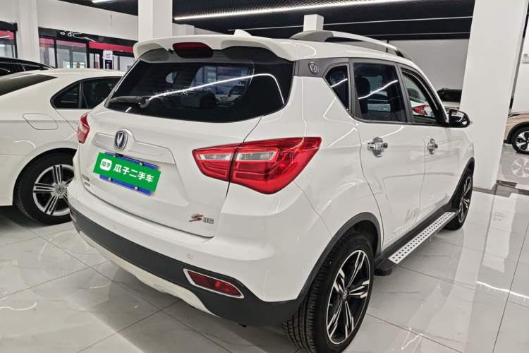 Used CHANGAN CS35 2017 1.6L Manual Luxury Model Exterior 5