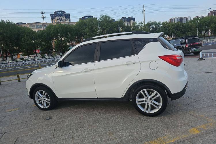 Used CHANGAN CS35 2017 1.6L Automatic Luxury Model Exterior 5