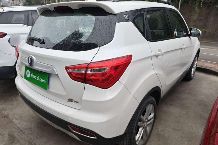 Used CHANGAN CS35 2017 1.6L Manual Luxury Model Exterior 5