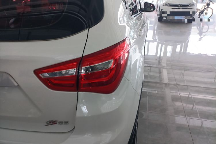 Used CHANGAN CS35 2017 1.6L Automatic Luxury Model Exterior 6
