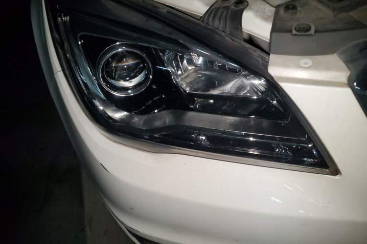 Used CHANGAN CS35 2017 1.6L Automatic Luxury Model Exterior 6