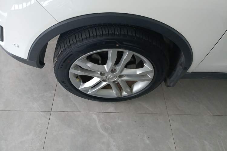 Used CHANGAN CS35 2017 1.6L Automatic Luxury Model Exterior 7