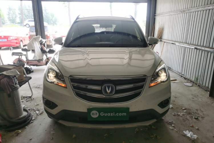 Used CHANGAN CS35 2017 1.6L Manual Luxury Model Front