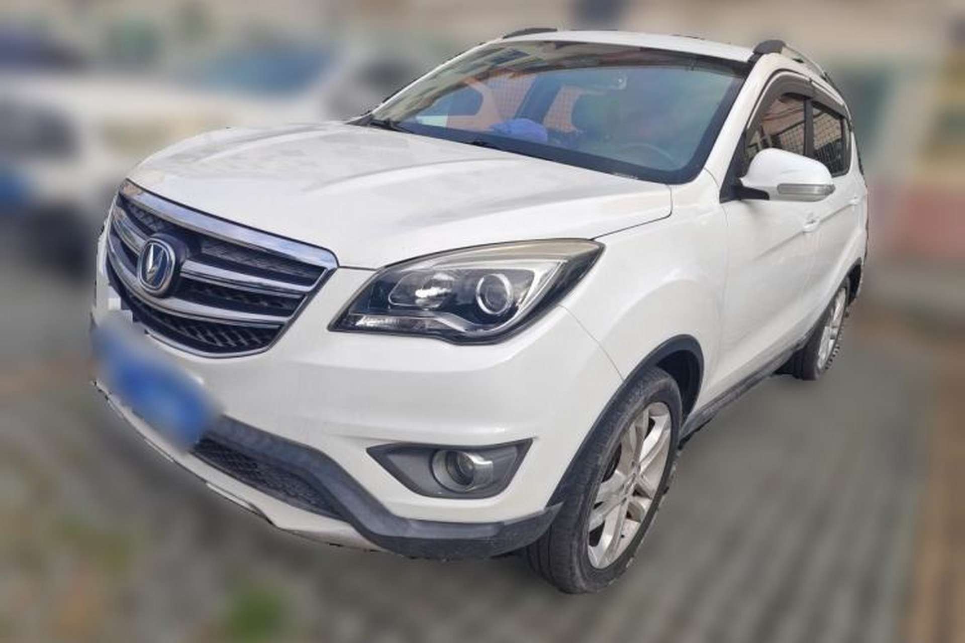 Used CHANGAN CS35 2017 1.6L Manual Luxury Model Front Left 45 Deg