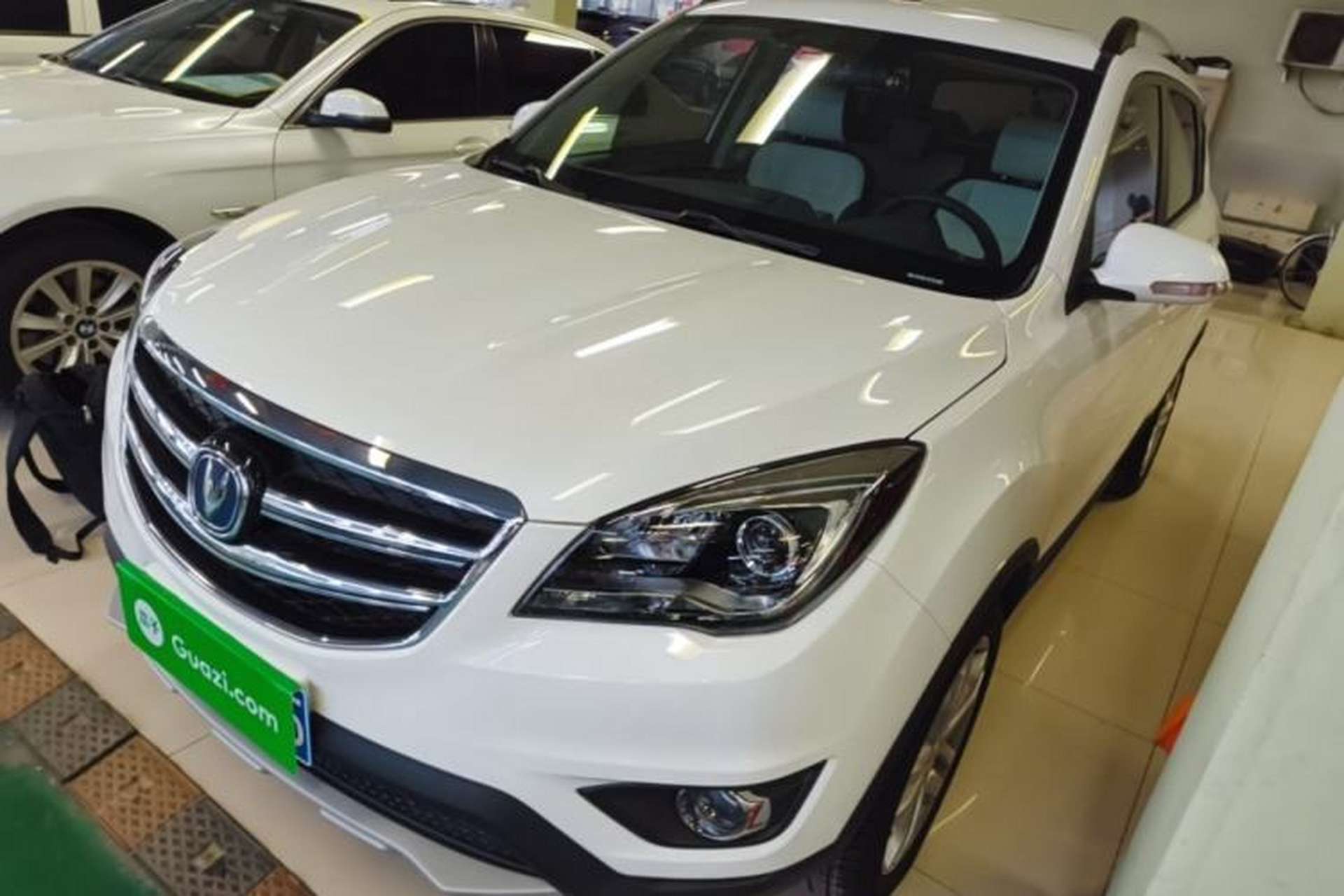 Used CHANGAN CS35 2017 1.6L Automatic Luxury Model Front Left 45 Deg