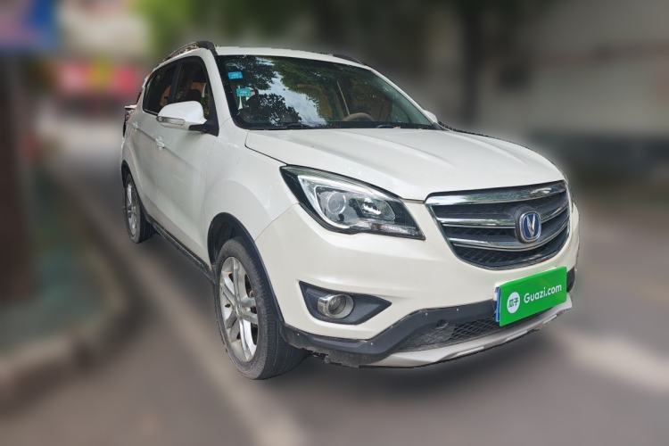 Used CHANGAN CS35 2017 1.6L Manual Luxury Model Front Right 45 Deg