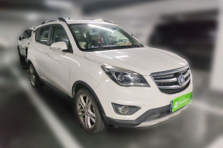 Used CHANGAN CS35 2017 1.6L Manual Luxury Model Front Right 45 Deg