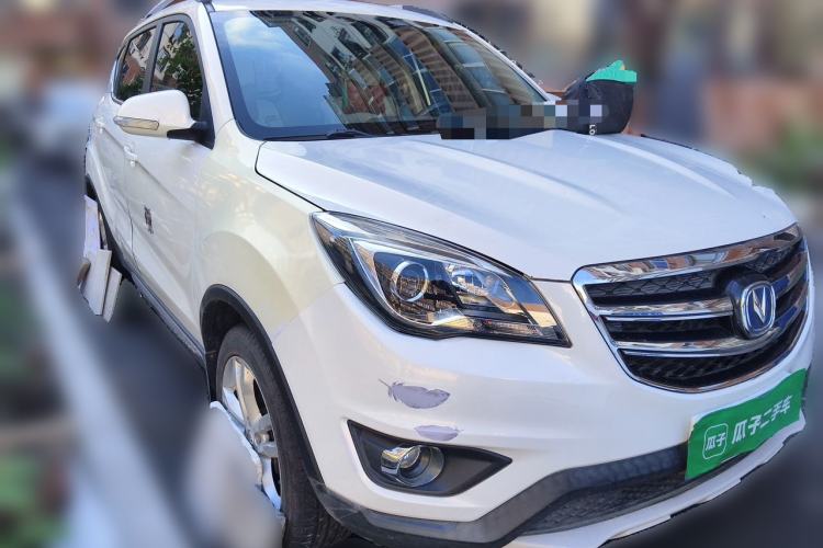 Used CHANGAN CS35 2017 1.6L Automatic Luxury Model Front Right 45 Deg