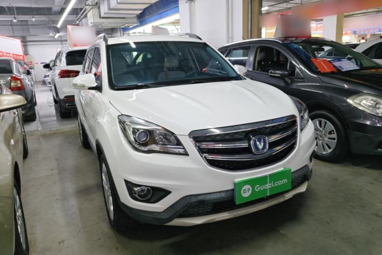 Used CHANGAN CS35 2017 1.6L Automatic Luxury Model Front Right 45 Deg
