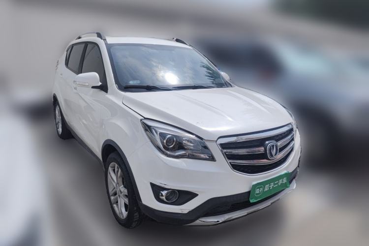 Used CHANGAN CS35 2017 1.6L Manual Luxury Model Front Right 45 Deg