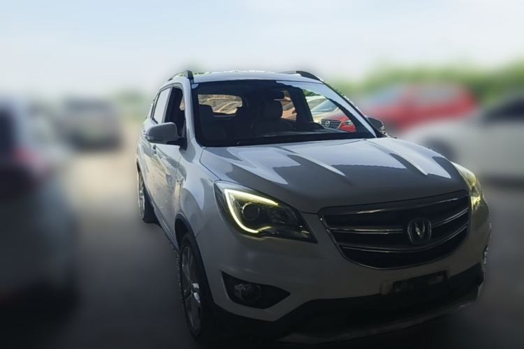 Used CHANGAN CS35 2017 1.6L Manual Luxury Model Front Right 45 Deg