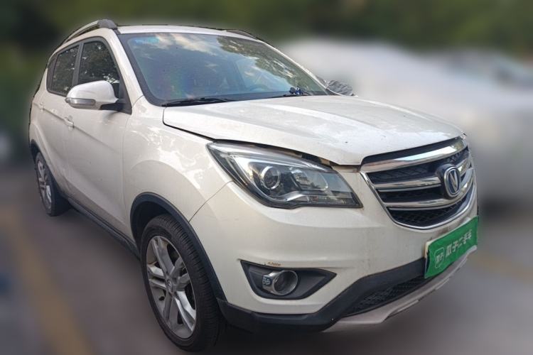 Used CHANGAN CS35 2017 1.6L Manual Luxury Model Front Right 45 Deg
