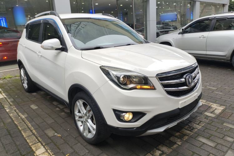 Used CHANGAN CS35 2017 1.6L Automatic Luxury Model Front Right 45 Deg