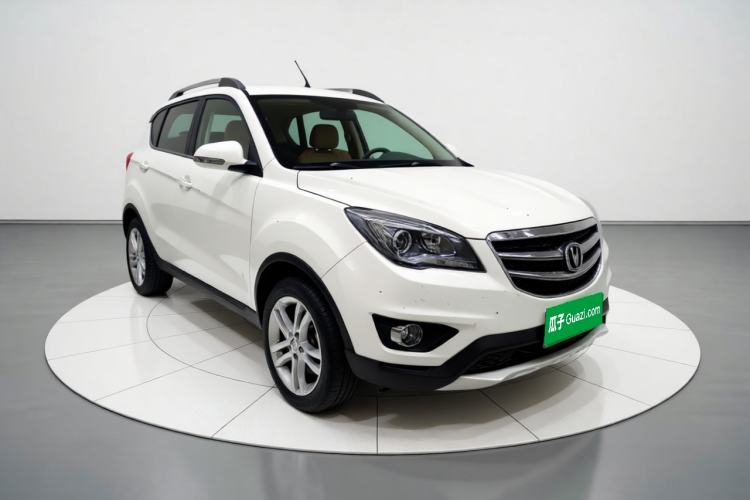 Used CHANGAN CS35 2017 1.6L Automatic Luxury Model Front Right 45 Deg