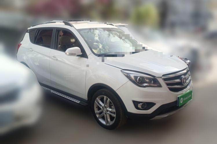 Used CHANGAN CS35 2017 1.6L Manual Luxury Model Front Right 45 Deg
