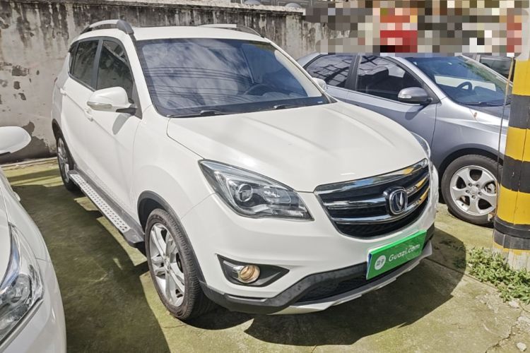 Used CHANGAN CS35 2017 1.6L Automatic Luxury Model Front Right 45 Deg
