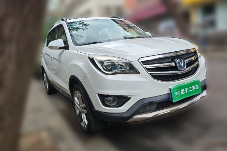 Used CHANGAN CS35 2017 1.6L Automatic Luxury Model Front Right 45 Deg