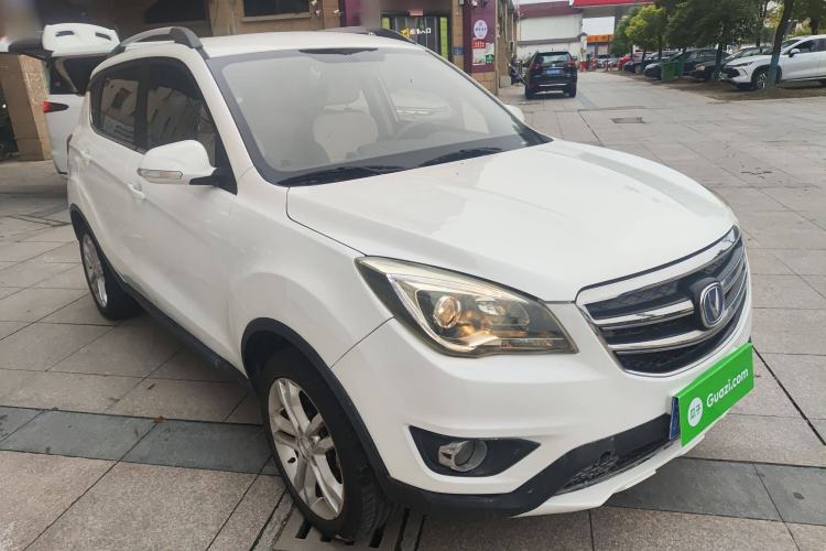 Used CHANGAN CS35 2017 1.6L Automatic Luxury Model Front Right 45 Deg