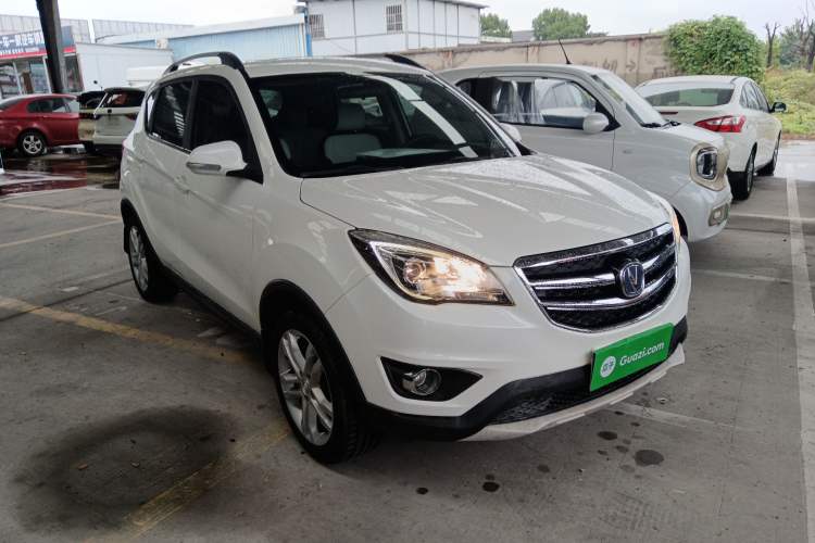 Used CHANGAN CS35 2017 1.6L Automatic Luxury Model Front Right 45 Deg