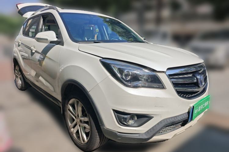Used CHANGAN CS35 2017 1.6L Manual Luxury Model Front Right 45 Deg