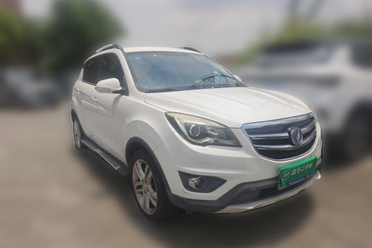 Used CHANGAN CS35 2017 1.6L Automatic Luxury Model Front Right 45 Deg