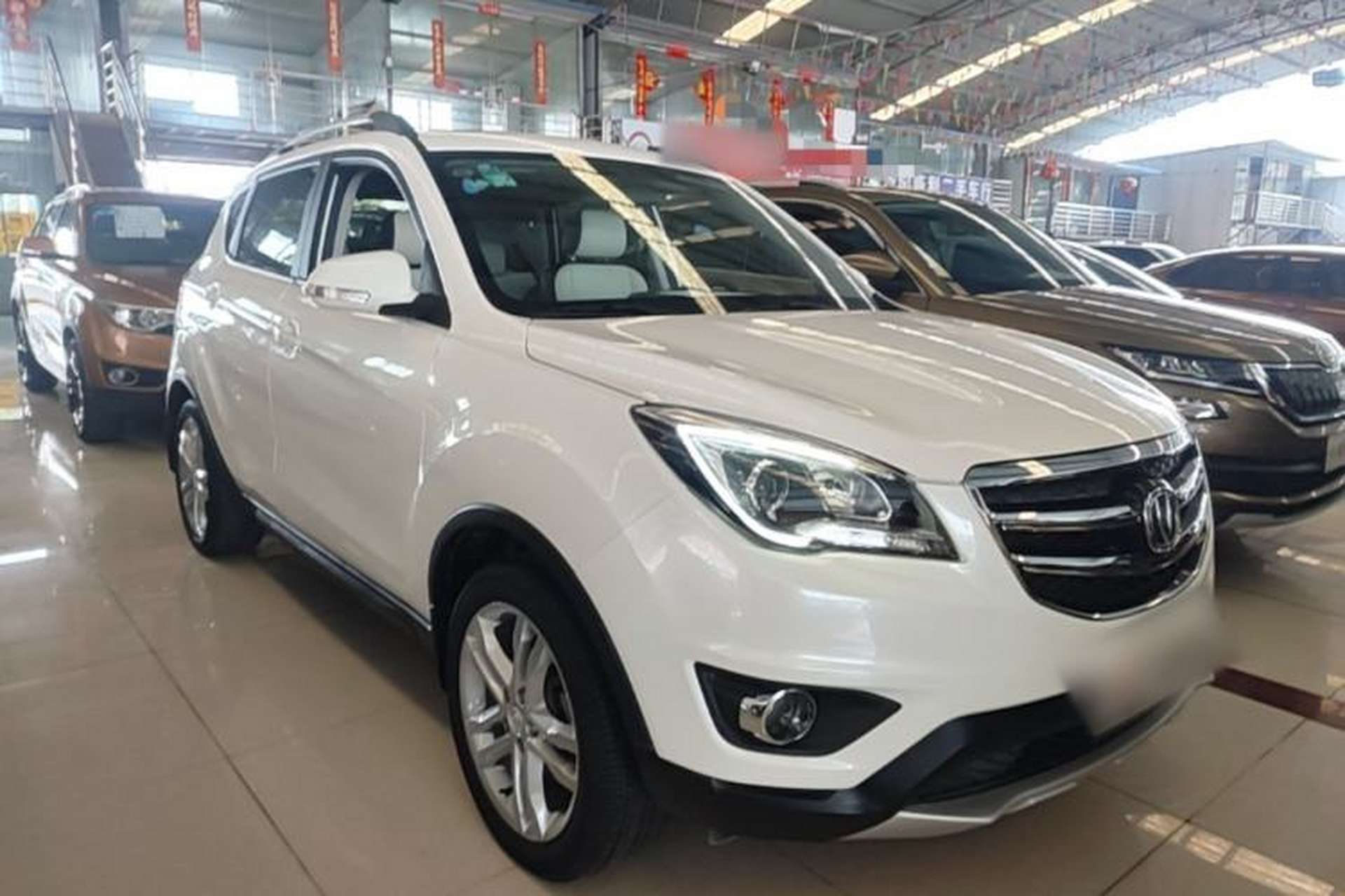 Used CHANGAN CS35 2017 1.6L Manual Luxury Model Front Right 45 Deg
