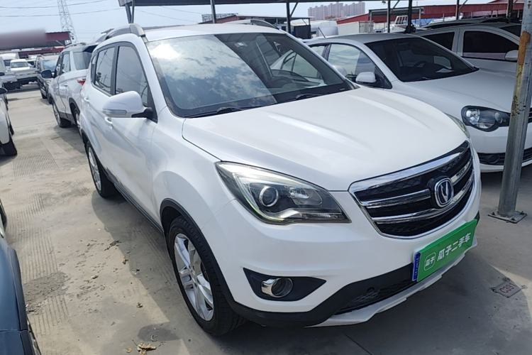 Used CHANGAN CS35 2017 1.6L Manual Luxury Model Front Right 45 Deg