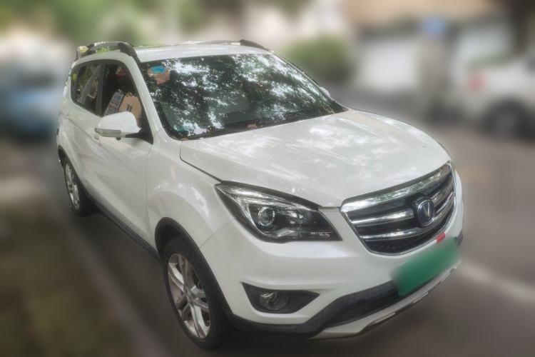 Used CHANGAN CS35 2017 1.6L Manual Luxury Model Front Right 45 Deg