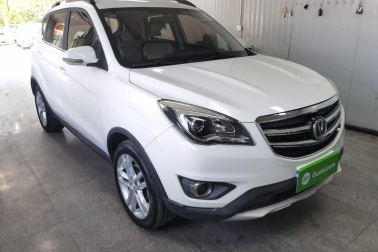 Used CHANGAN CS35 2017 1.6L Automatic Luxury Model Front Right 45 Deg