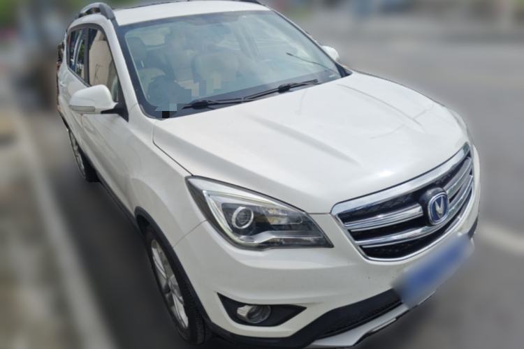 Used CHANGAN CS35 2017 1.6L Manual Luxury Model Front Right 45 Deg
