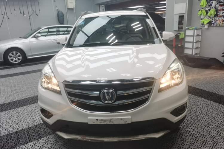 Used CHANGAN CS35 2017 1.6L Manual Luxury Model Front