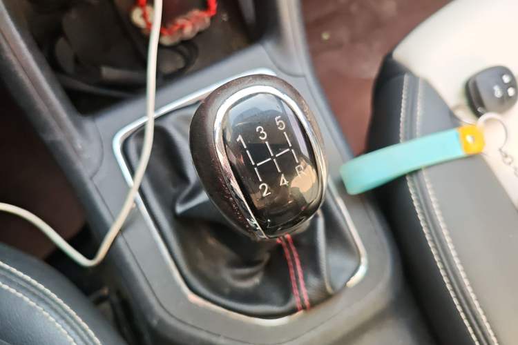 Used CHANGAN CS35 2017 1.6L Manual Luxury Model Gear Lever