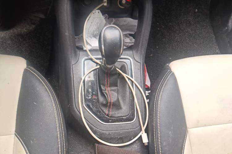 Used CHANGAN CS35 2017 1.6L Automatic Luxury Model Gear Lever
