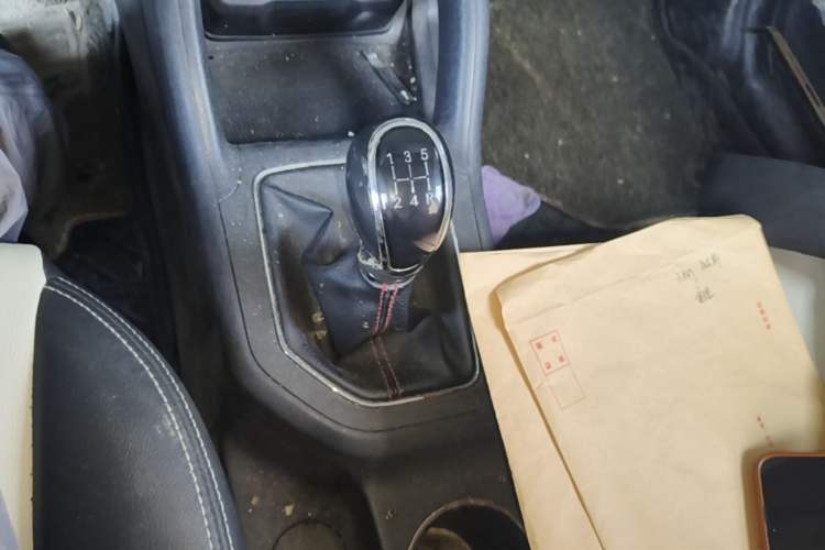 Used CHANGAN CS35 2017 1.6L Manual Luxury Model Gear Lever