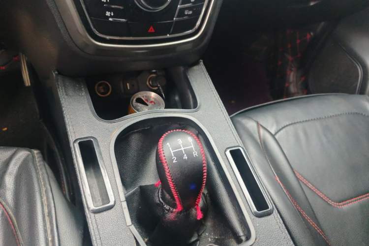 Used CHANGAN CS35 2017 1.6L Manual Luxury Model Gear Lever