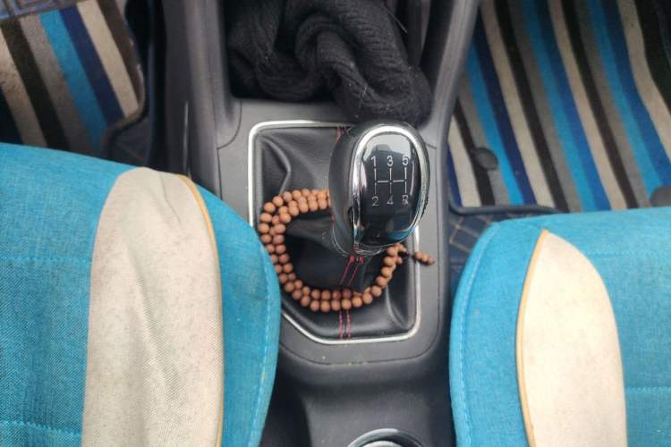 Used CHANGAN CS35 2017 1.6L Manual Luxury Model Gear Lever