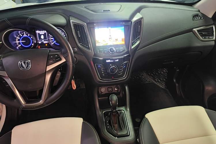Used CHANGAN CS35 2017 1.6L Automatic Luxury Model Gear Lever