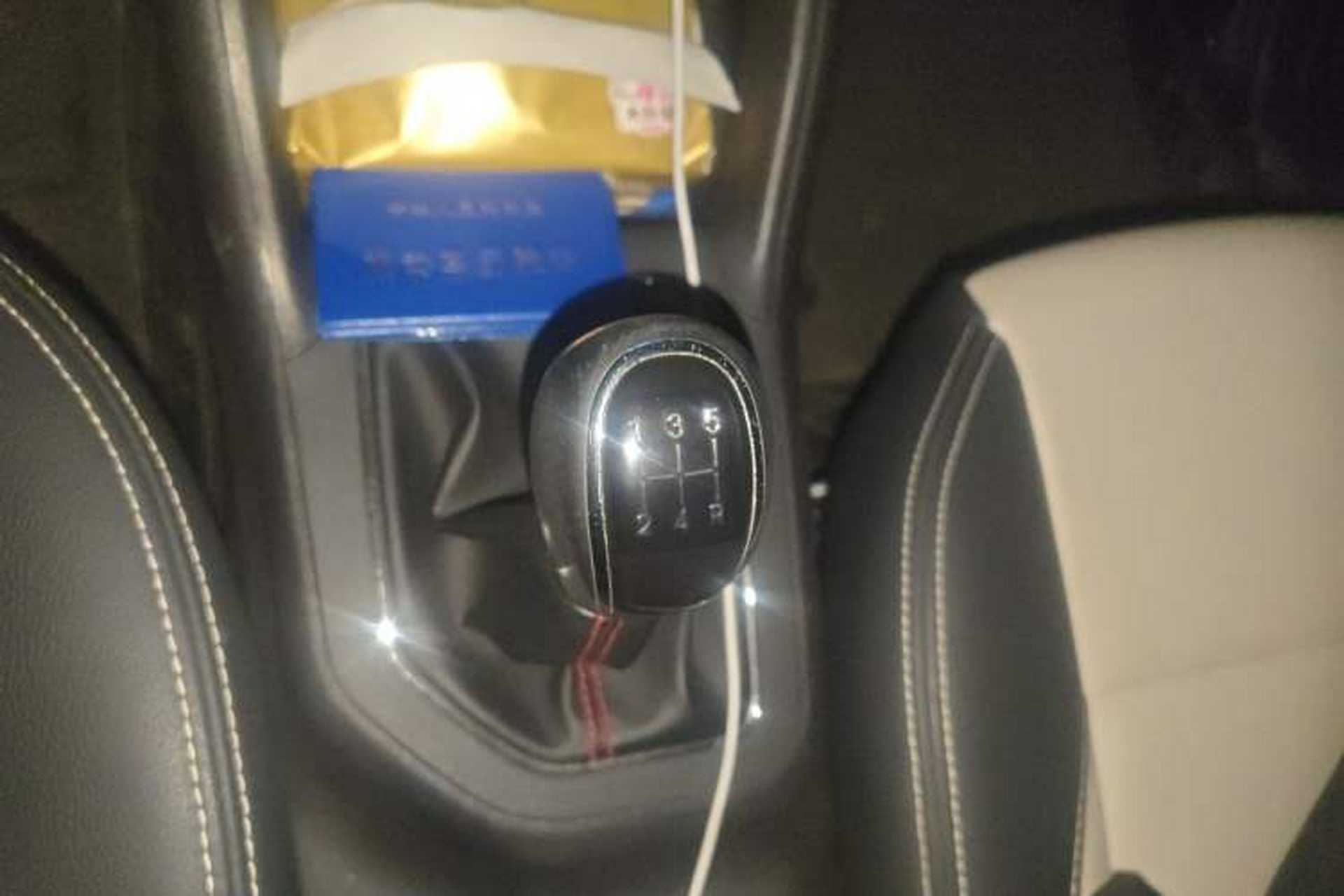 Used CHANGAN CS35 2017 1.6L Manual Luxury Model Gear Lever