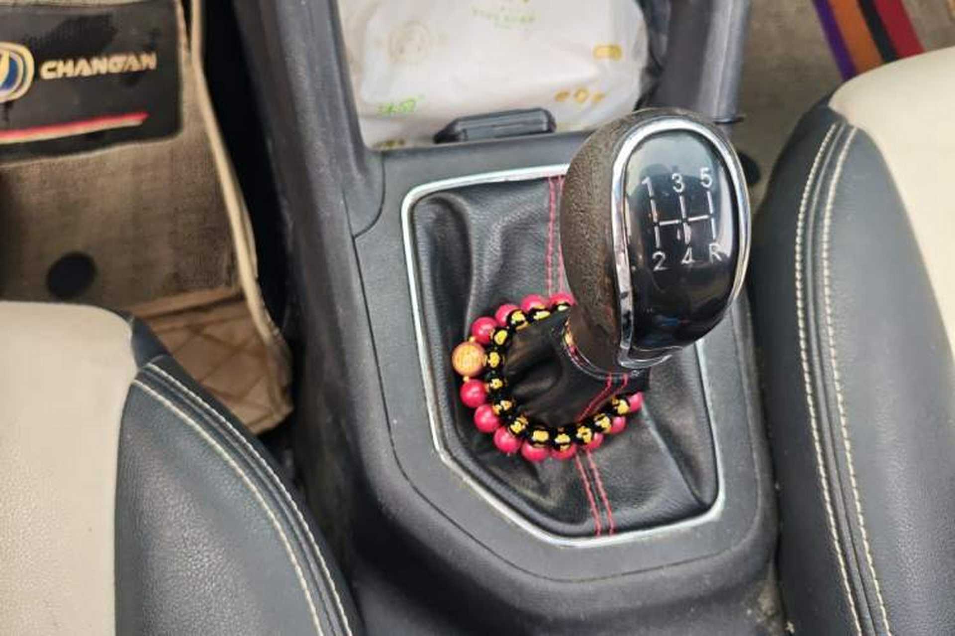 Used CHANGAN CS35 2017 1.6L Manual Luxury Model Gear Lever