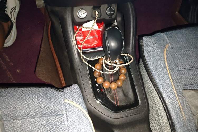 Used CHANGAN CS35 2017 1.6L Automatic Luxury Model Gear Lever