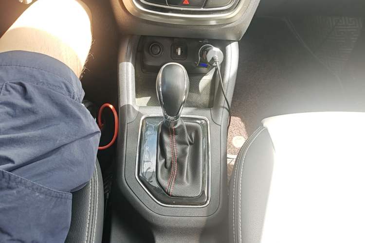 Used CHANGAN CS35 2017 1.6L Automatic Luxury Model Gear Lever